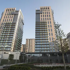 Platinum Towers Country 2 Country 4* Warschau